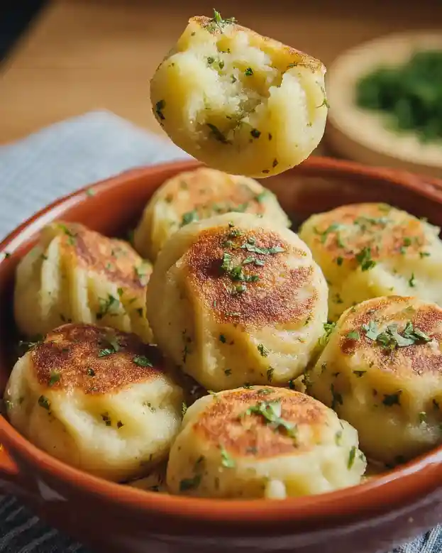 Kartoffelklöße (German Potato Dumplings)