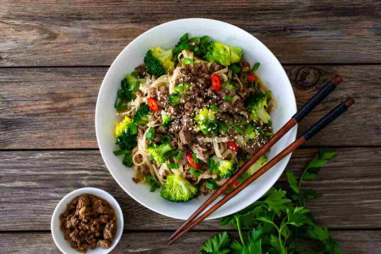 Ground beef and broccoli