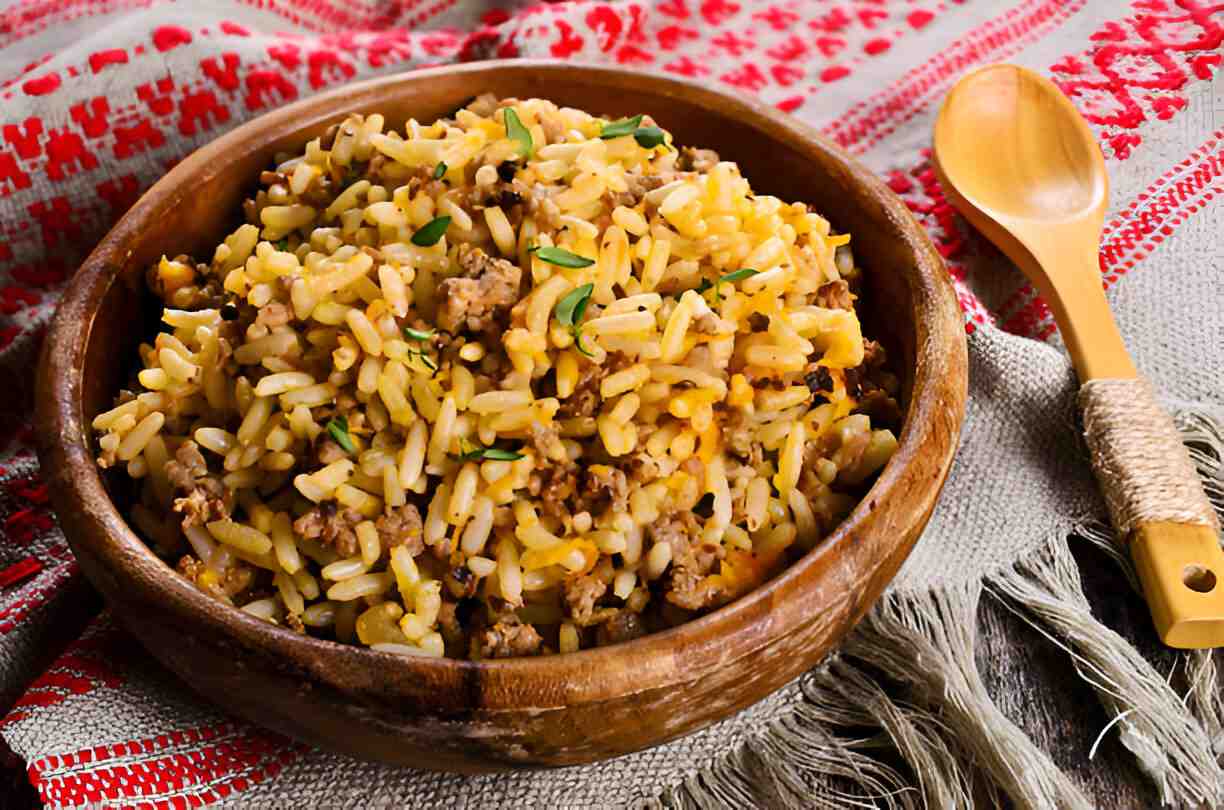 Hamburger Rice Casserole with Ground Beef