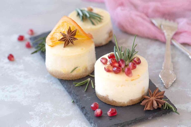 Mini Eggnog Cheesecakes