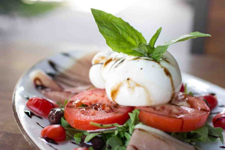 Tomato Burrata Salad