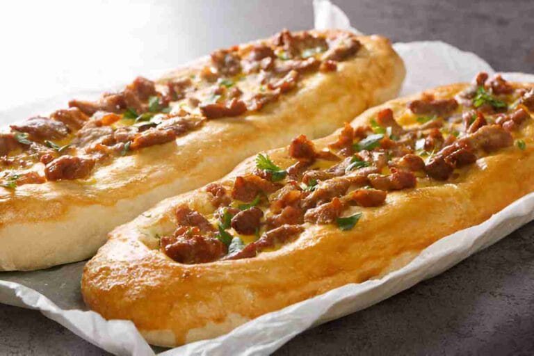 Macedonian Pizza Pastrmajlija Recipe
