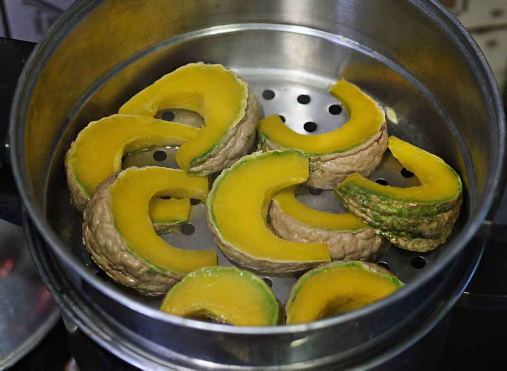 Steamed Kabocha with Ginger Soy Dressing