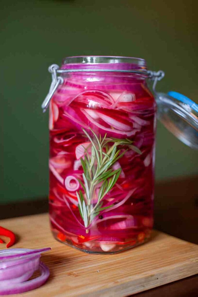 Easy Pickled Red Onions
