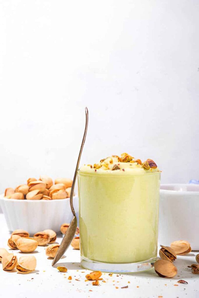 Creamy Pistachio Cottage Cheese Smoothie