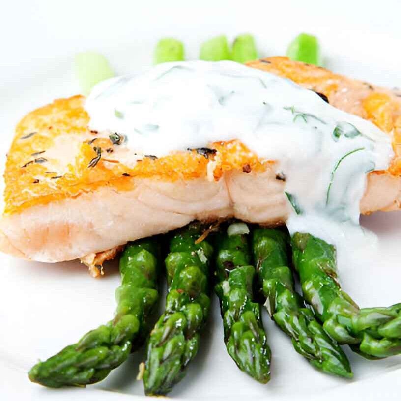 15-Minute Pan Seared Salmon with Basil Tzatziki