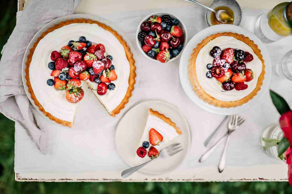 Berry Cream Cheese Dessert