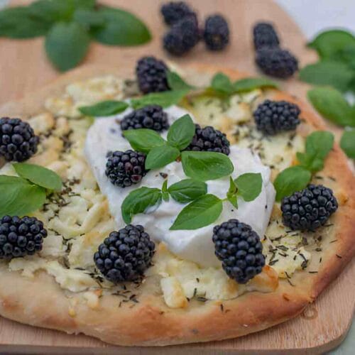 Blackberry Basil Ricotta Pizza