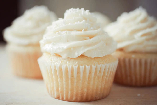 Fluffy White Cupcakes