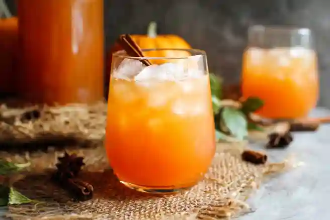 Pumpkin Whiskey Smash